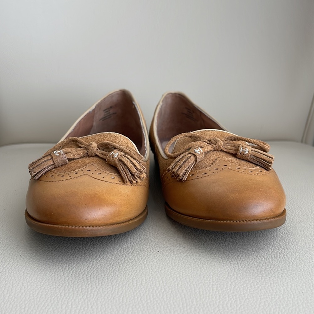 Sperry - Picture 2 of 7